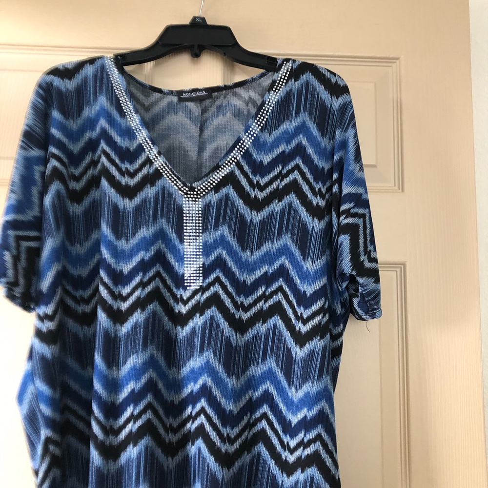 Notations Blue and Black Beaded V-Neck Chevron Short Sleeve Top